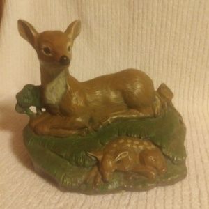1982 Vintage Ceramic Doe and Fawn Resting